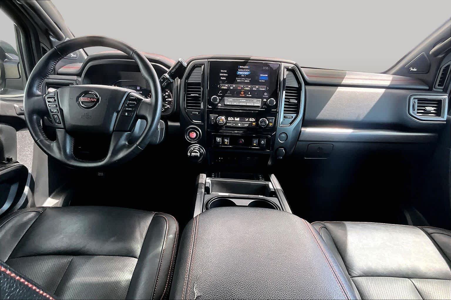 Used 2021 Nissan Titan PRO-4X w/ Pro-4x Convenience Package AWD/4WD image 15
