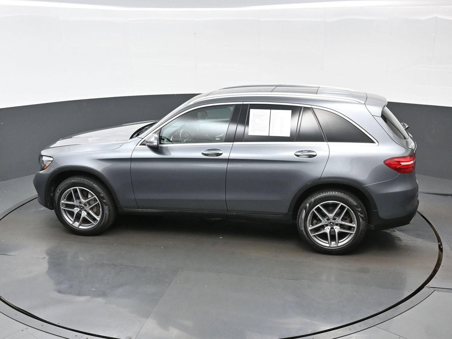 Used 2019 Mercedes-Benz GLC 300 4MATIC image 36