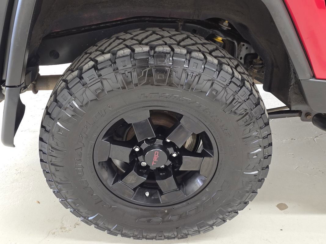 Used 2012 Toyota FJ Cruiser 4WD w/ Trail Teams Special Edition image 53