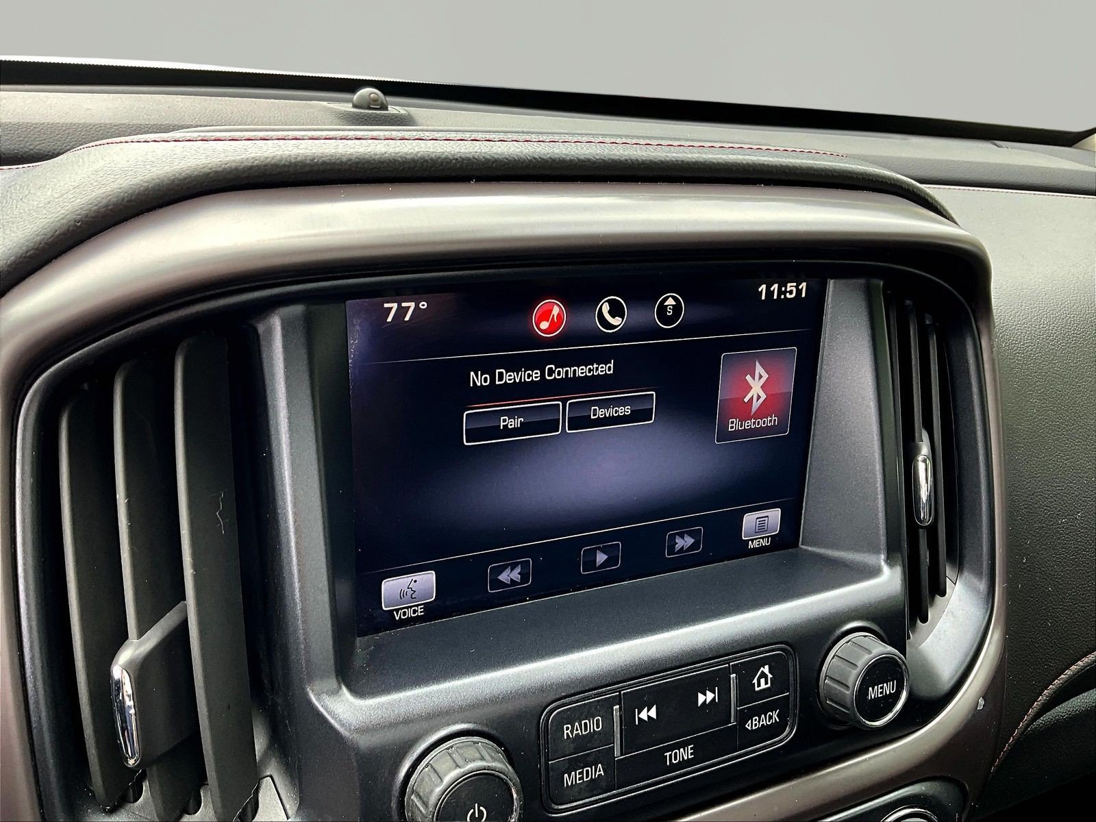Used 2015 GMC Canyon SLE w/ All-Terrain Package AWD/4WD image 15