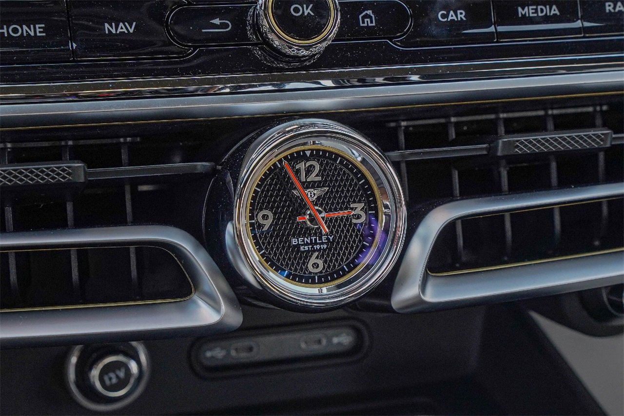 New 2026 Bentley Flying Spur Plug-In Hybrid image 26