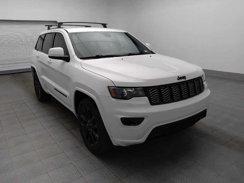 Used 2019 Jeep Grand Cherokee Altitude RWD image 13