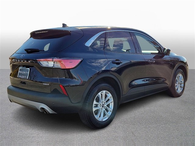 Used 2021 Ford Escape SE image 4