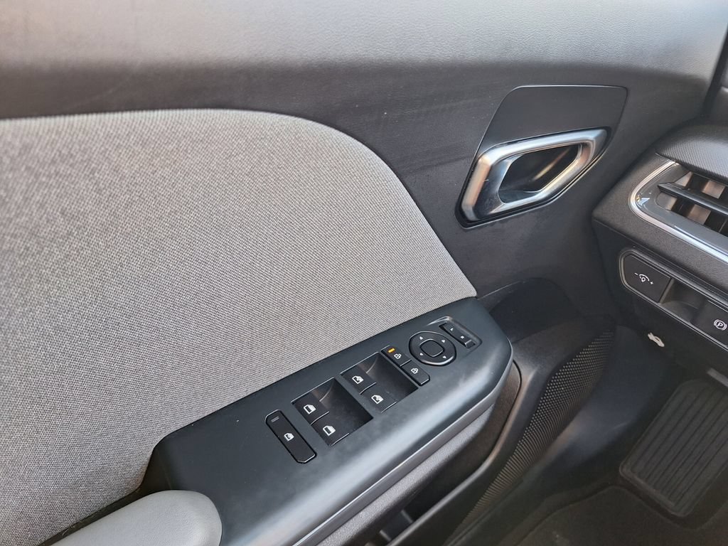 Used 2025 Kia K4 EX FWD image 15