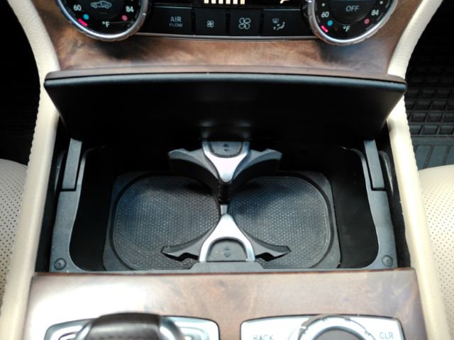Used 2015 Mercedes-Benz SL 550 image 46