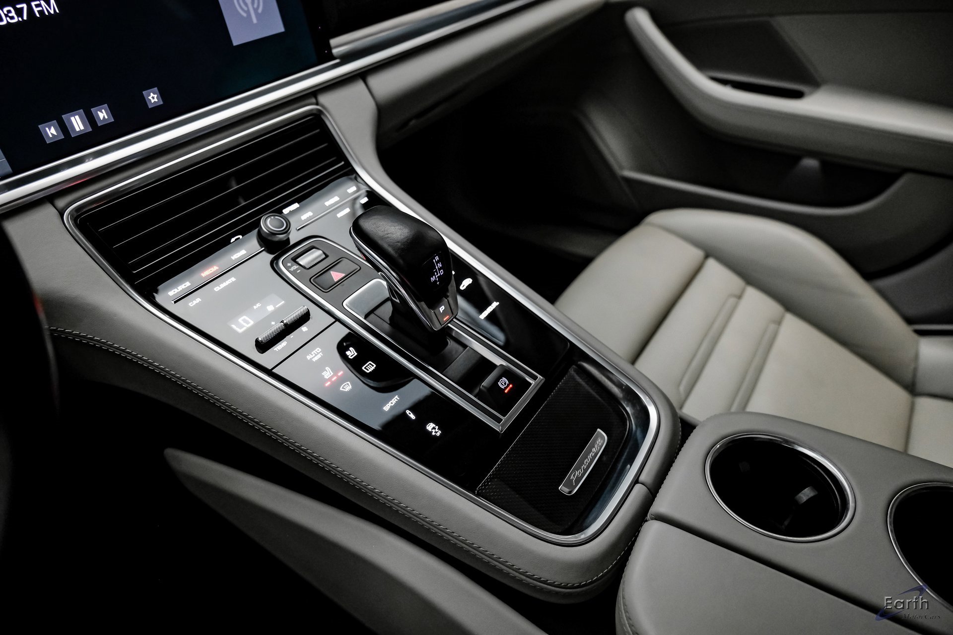 Used 2018 Porsche Panamera Turbo Sport Turismo image 53