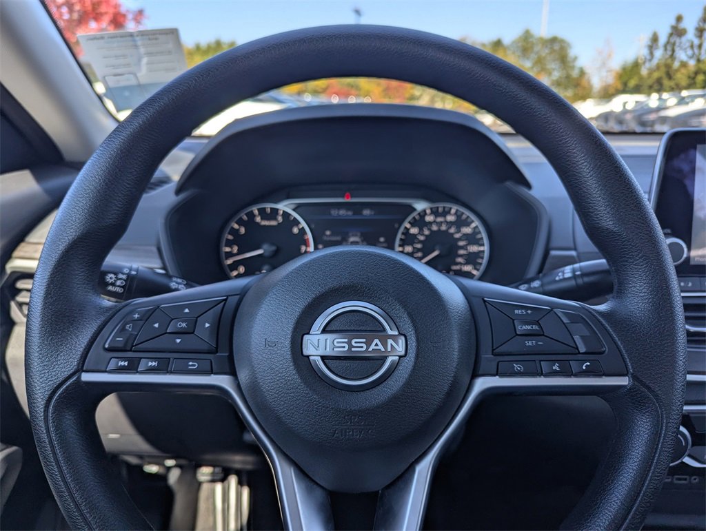 Used 2024 Nissan Altima 2.5 SV image 19