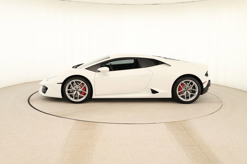 Used 2019 Lamborghini Huracan LP 580-2 image 2