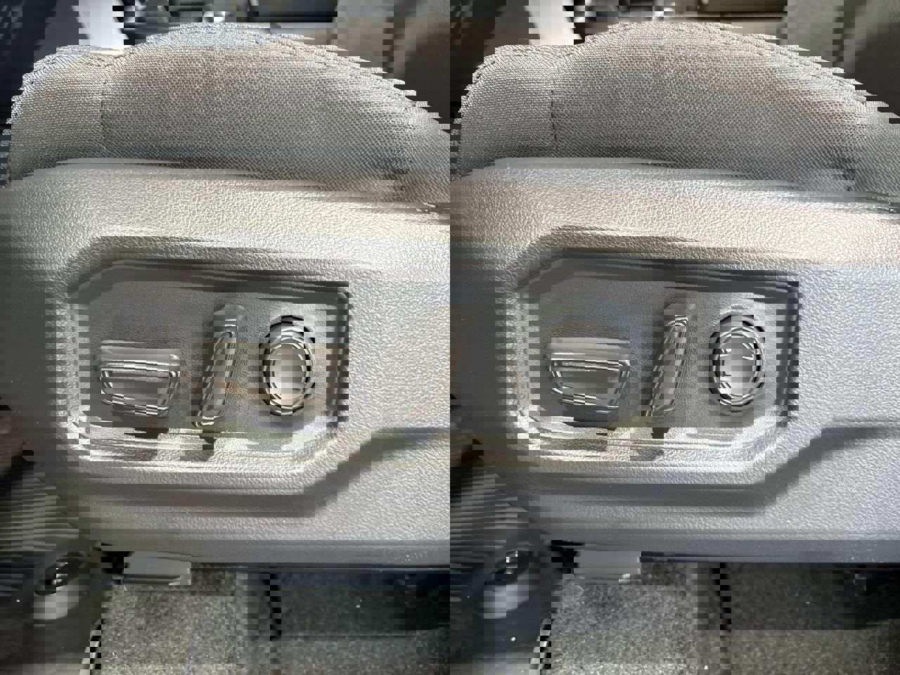 New 2026 Toyota Tundra SR5 image 12