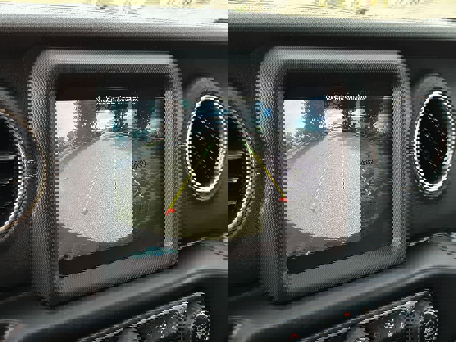 Used 2022 Jeep Wrangler Unlimited Sahara w/ Cold Weather Group image 17