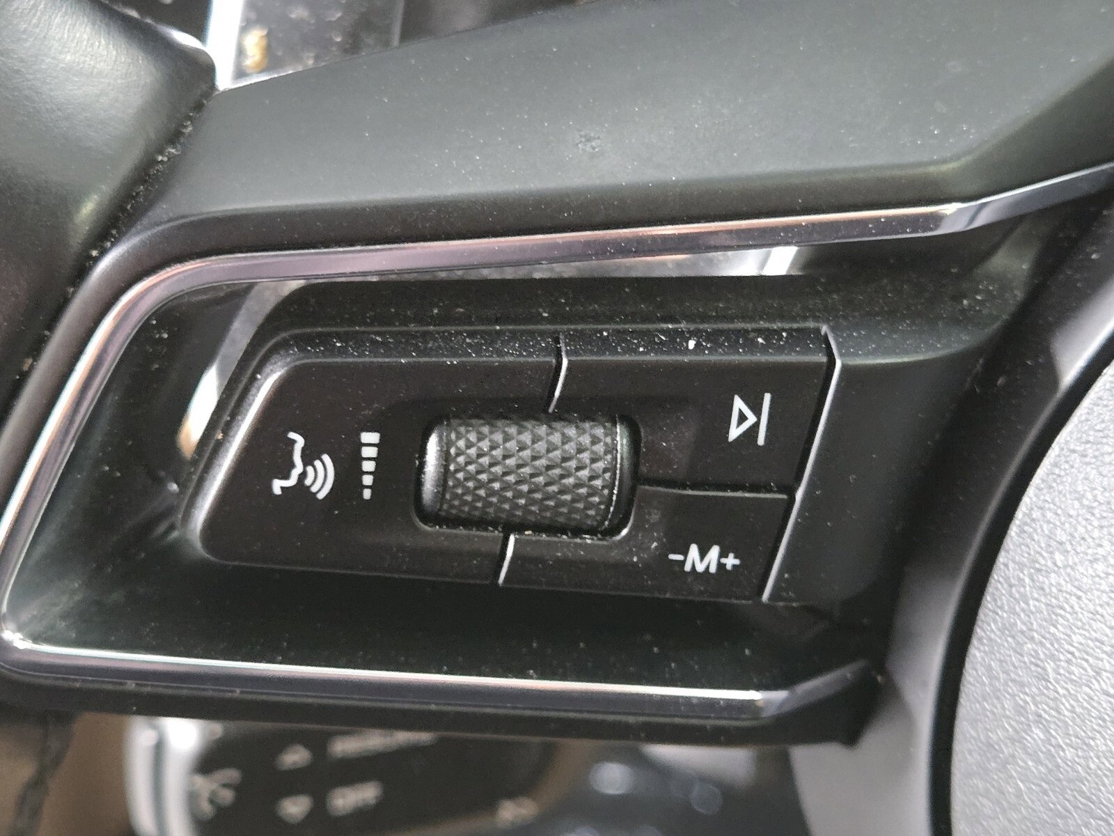 Used 2022 Porsche Macan S image 26