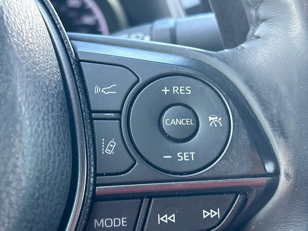 Used 2023 Toyota Camry SE FWD image 18