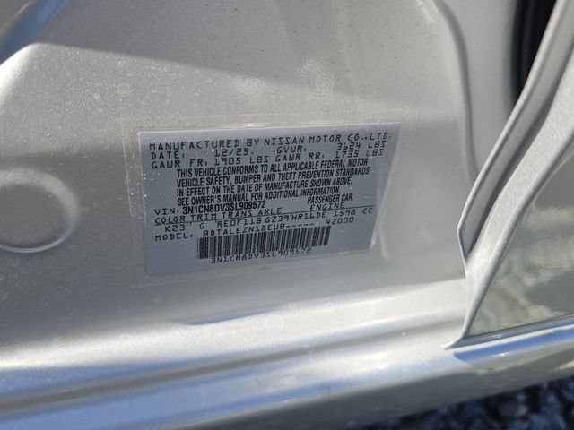 New 2025 Nissan Versa S w/ Trunk Package FWD image 29