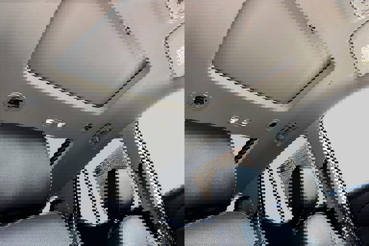 Used 2020 Chevrolet Traverse Premier image 30