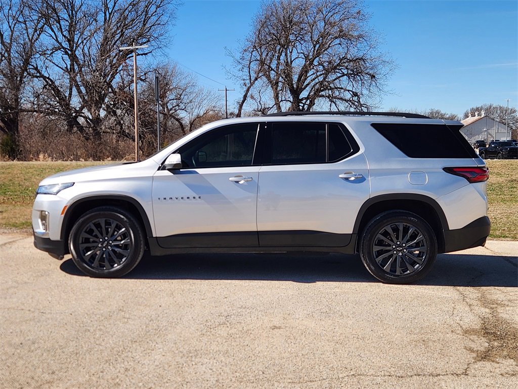 Used 2022 Chevrolet Traverse RS image 4