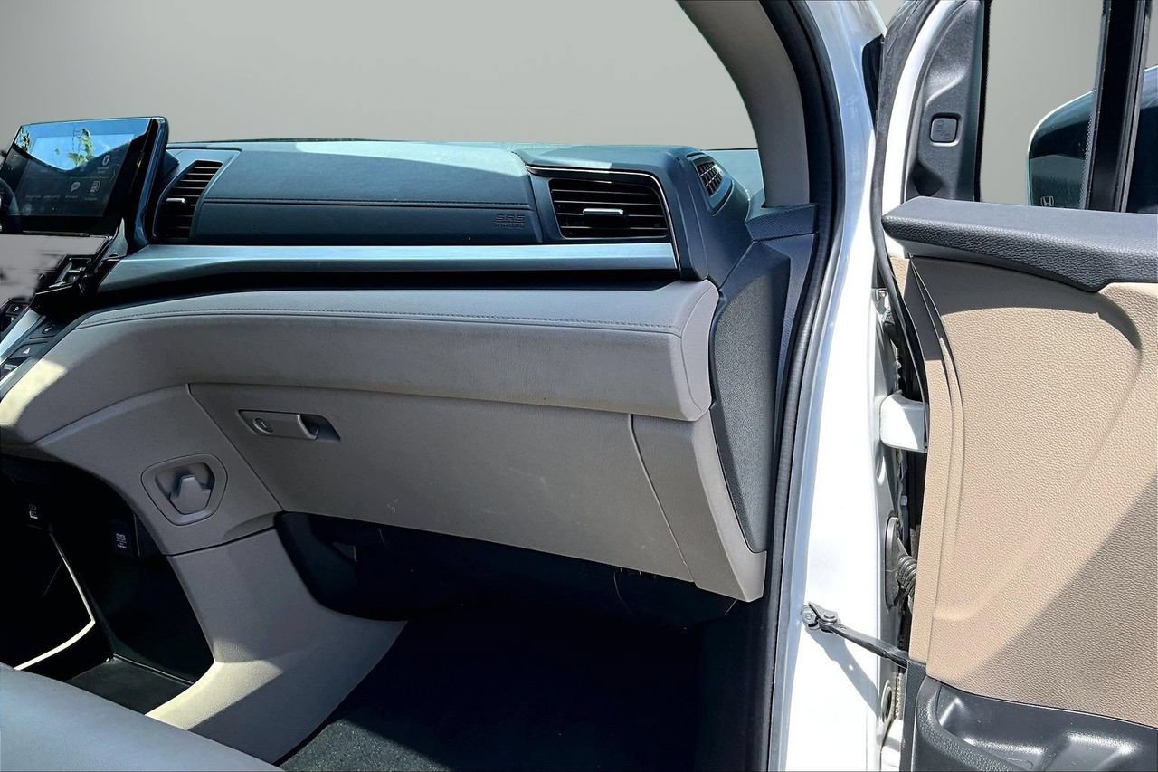 Used 2023 Honda Odyssey EX-L image 20