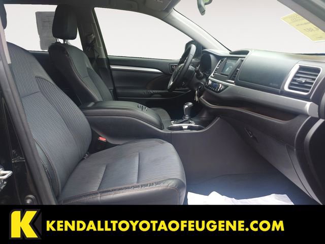 Used 2015 Toyota Highlander Plus AWD/4WD image 15
