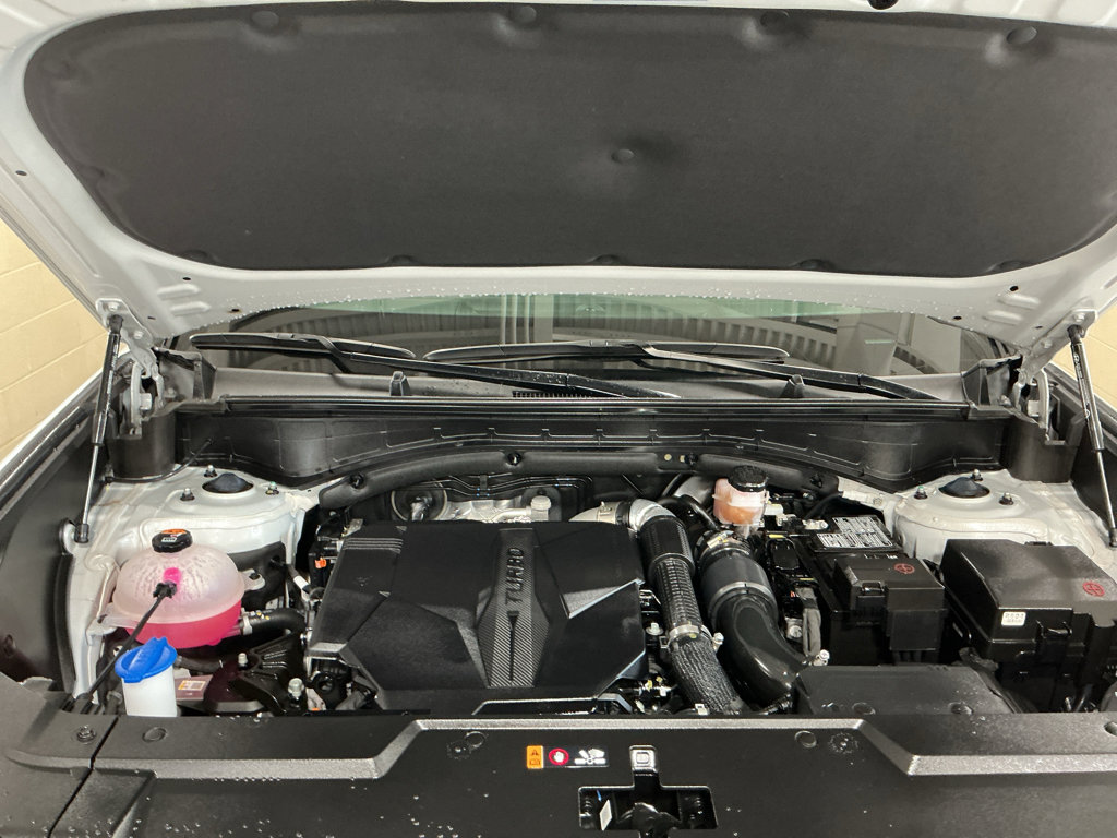 Certified 2024 Hyundai Santa Fe XRT image 18