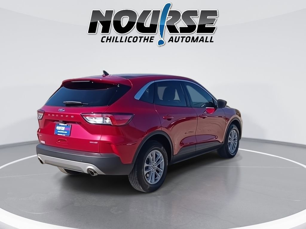 Used 2022 Ford Escape SE image 8