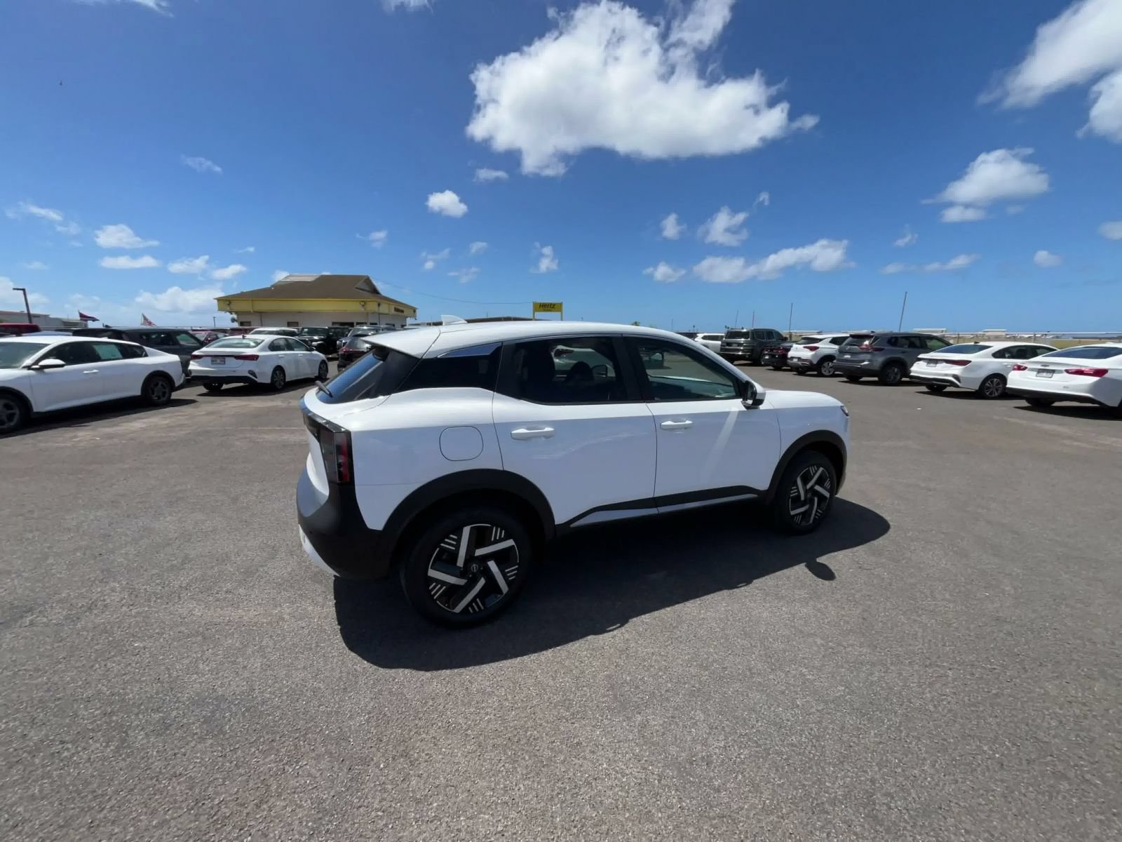 Used 2025 Nissan Kicks SV FWD image 14