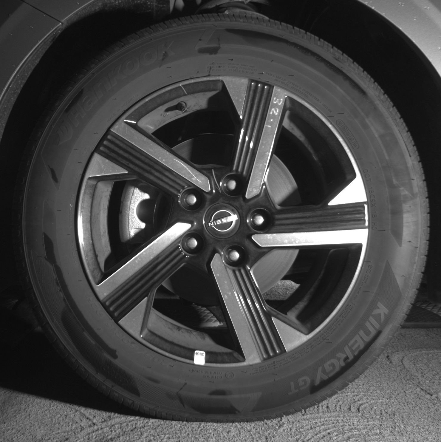 Used 2025 Nissan Sentra SV FWD image 12