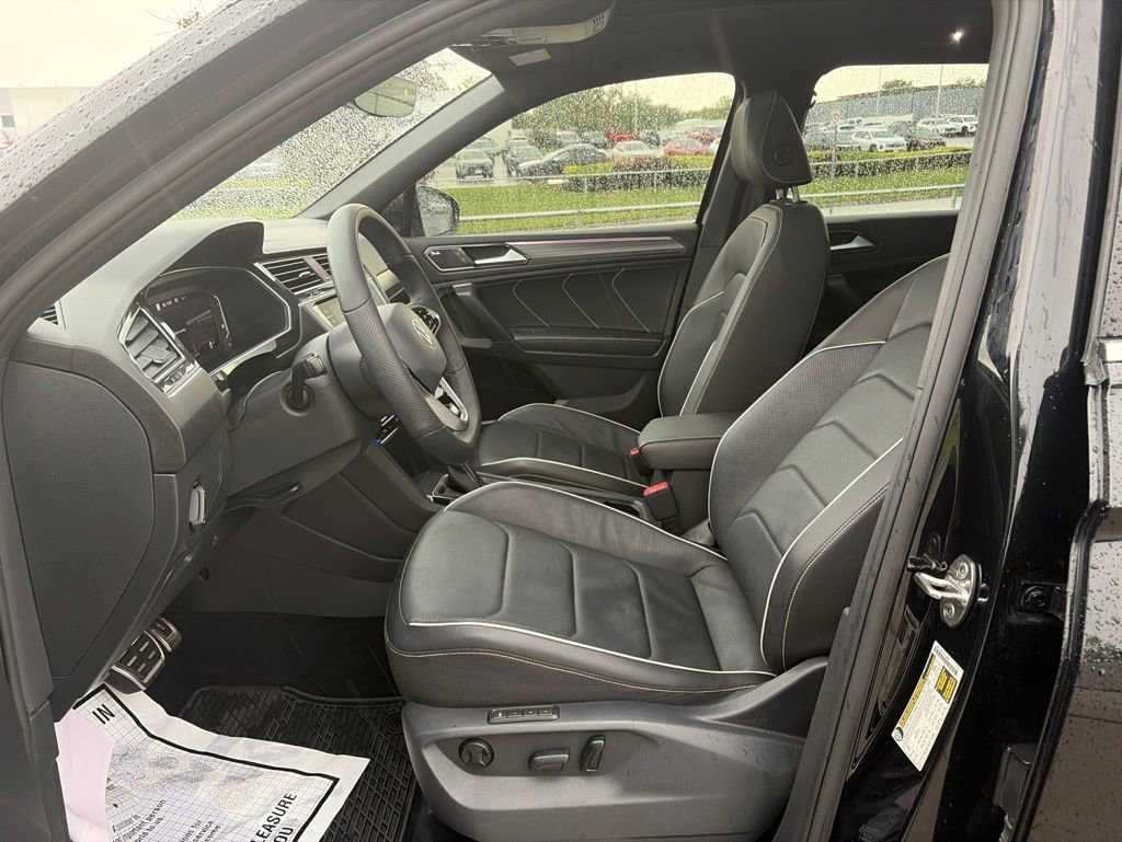 Used 2022 Volkswagen Tiguan SEL R-Line AWD/4WD image 51
