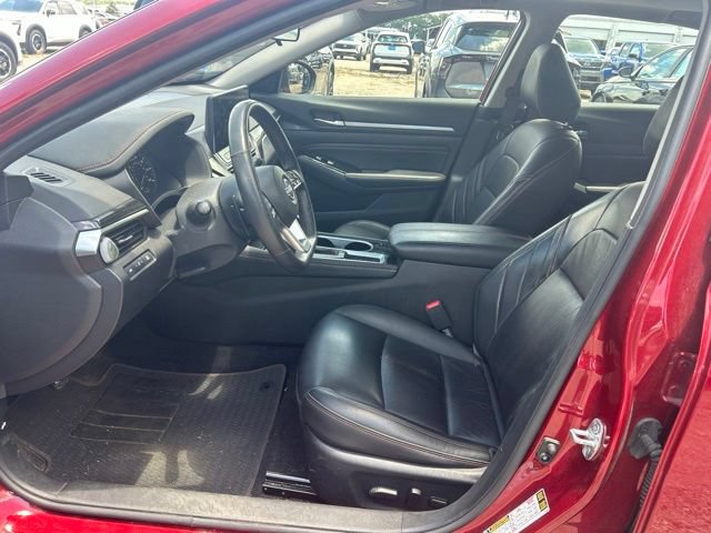 Used 2023 Nissan Altima 2.5 SR w/ SR Premium Package FWD image 22