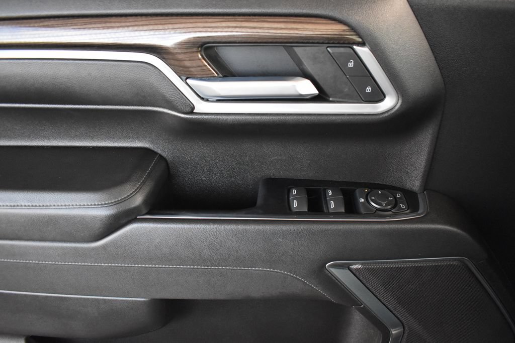 Used 2022 Chevrolet Silverado 1500 RST AWD/4WD image 19