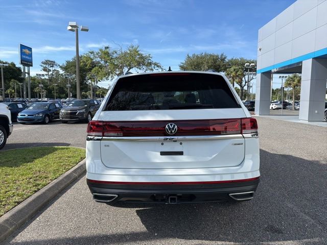 Used 2025 Volkswagen Atlas SE AWD/4WD image 6