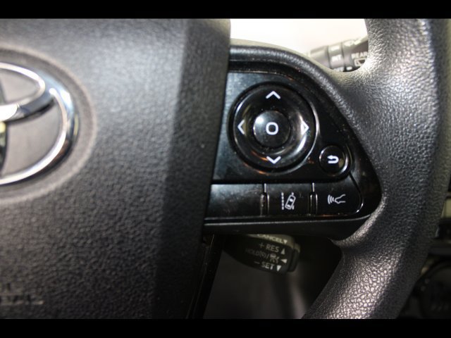 Used 2019 Toyota Prius LE FWD image 21