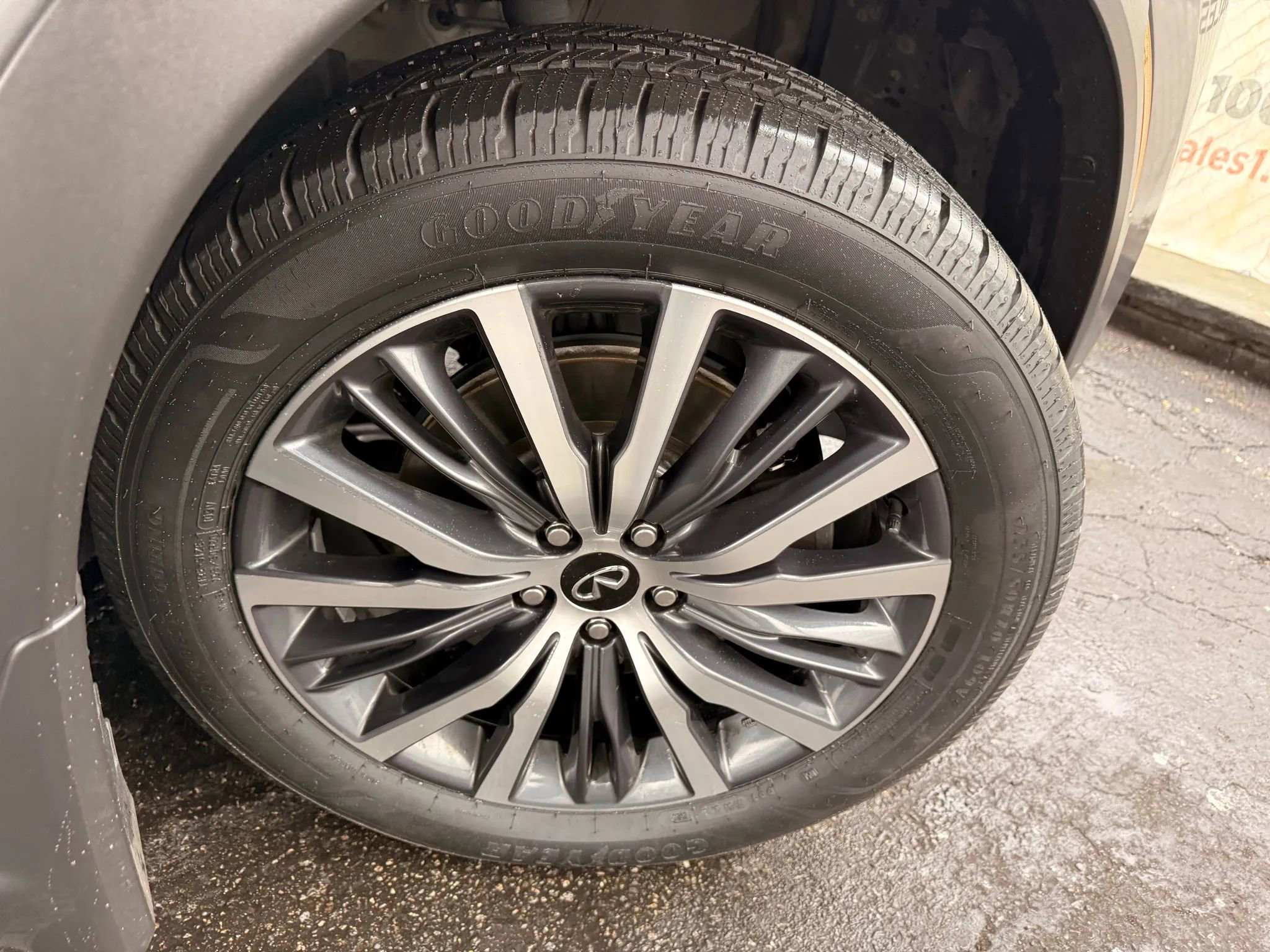 Used 2022 INFINITI QX60 Sensory w/ Vision Package image 46