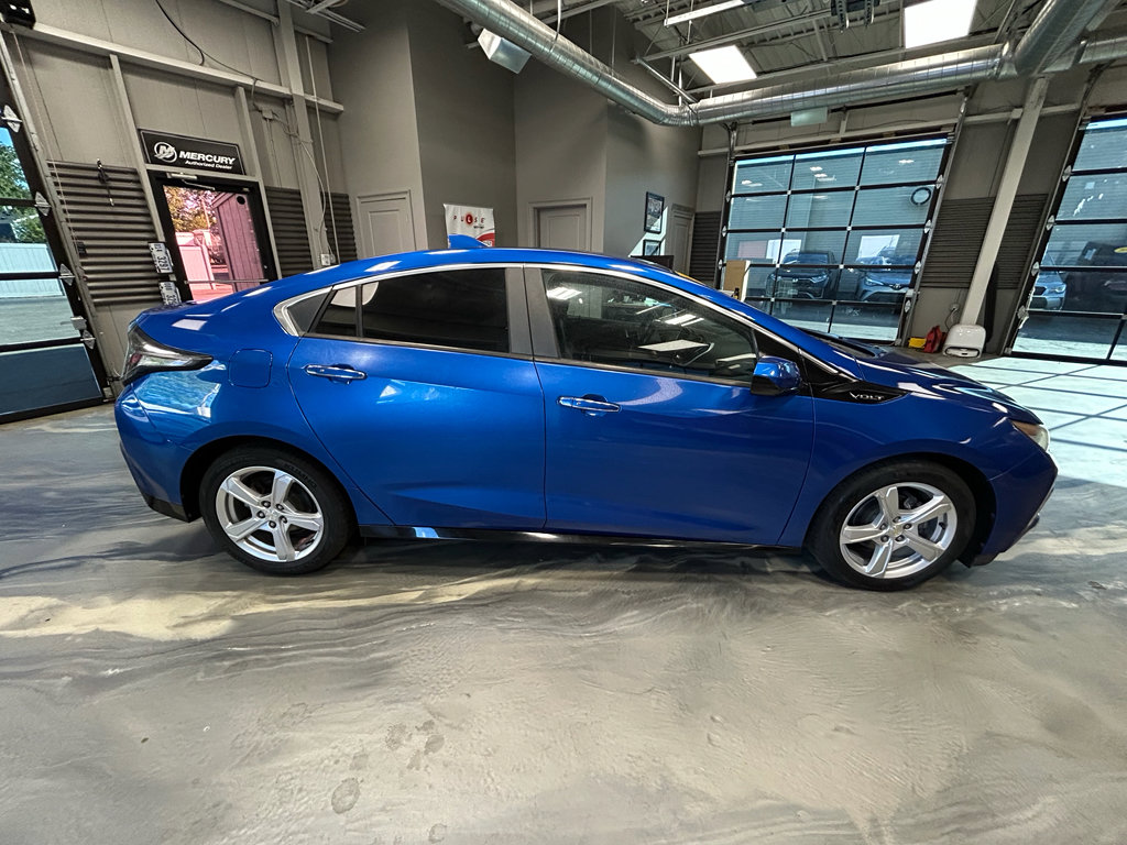 Used 2017 Chevrolet Volt LT w/ Comfort Package FWD image 27