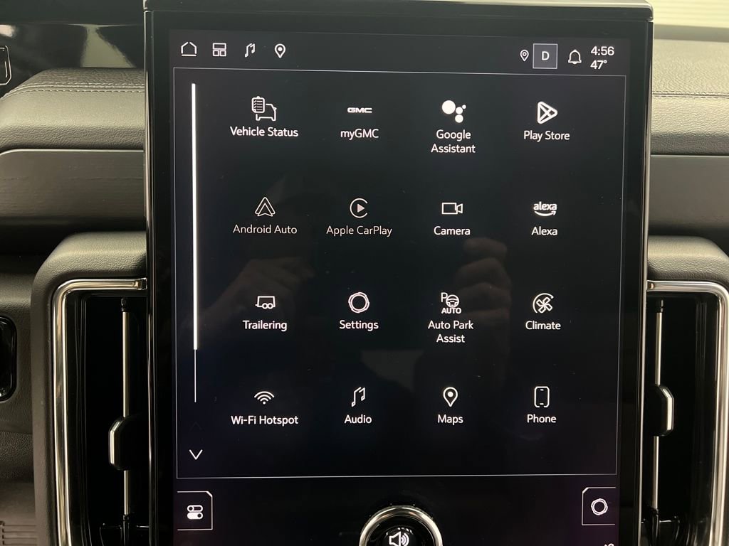 Used 2025 GMC Yukon Denali image 57