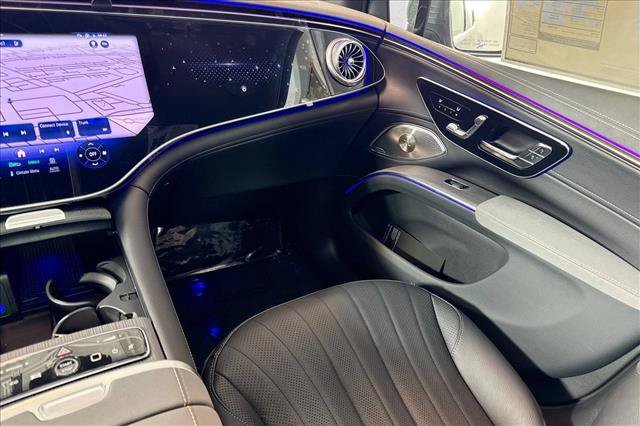 New 2026 Mercedes-Benz EQS 400 4MATIC SUV image 21