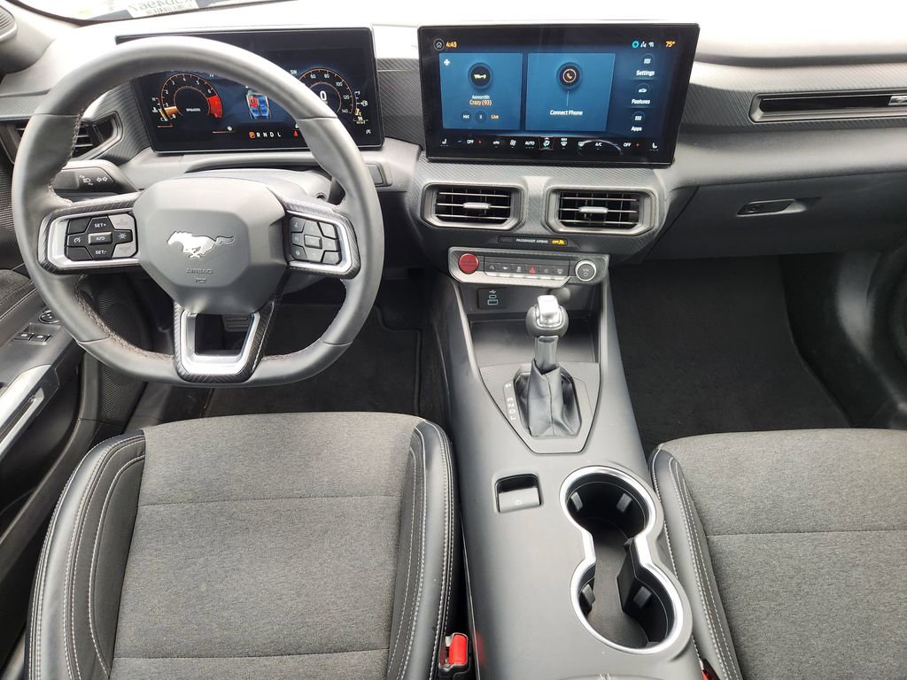 Used 2024 Ford Mustang Coupe RWD image 31