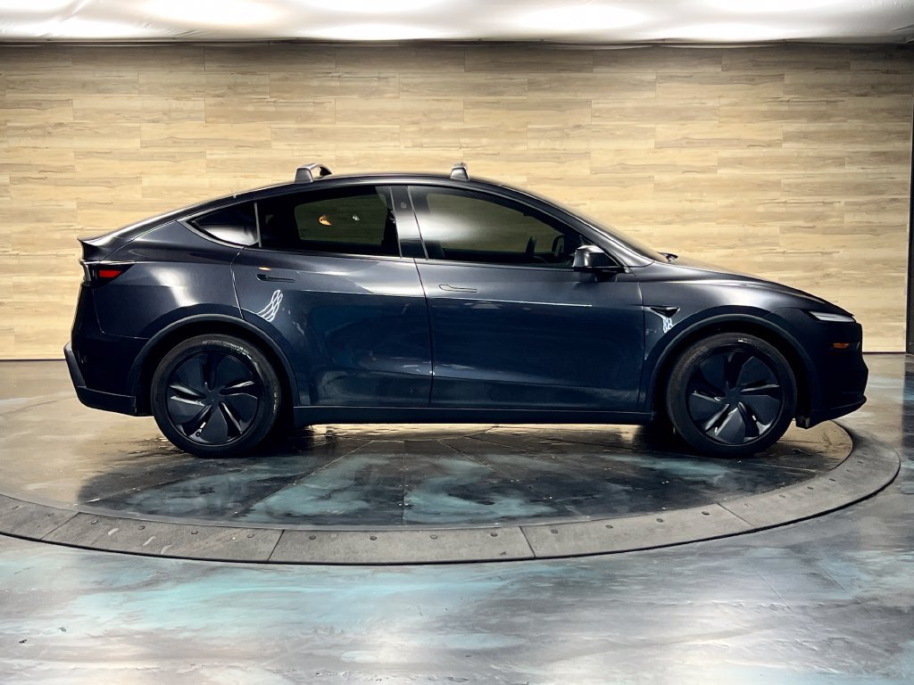 Used 2026 Tesla Model Y Long Range AWD/4WD image 22