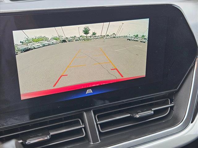 Used 2025 Chevrolet Trax LT w/ LT Convenience Package FWD image 18