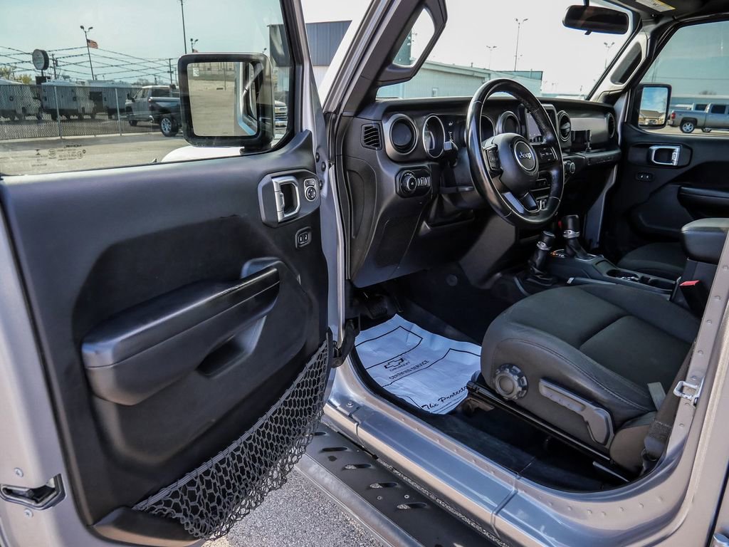Used 2019 Jeep Wrangler Unlimited Sport S AWD/4WD image 30
