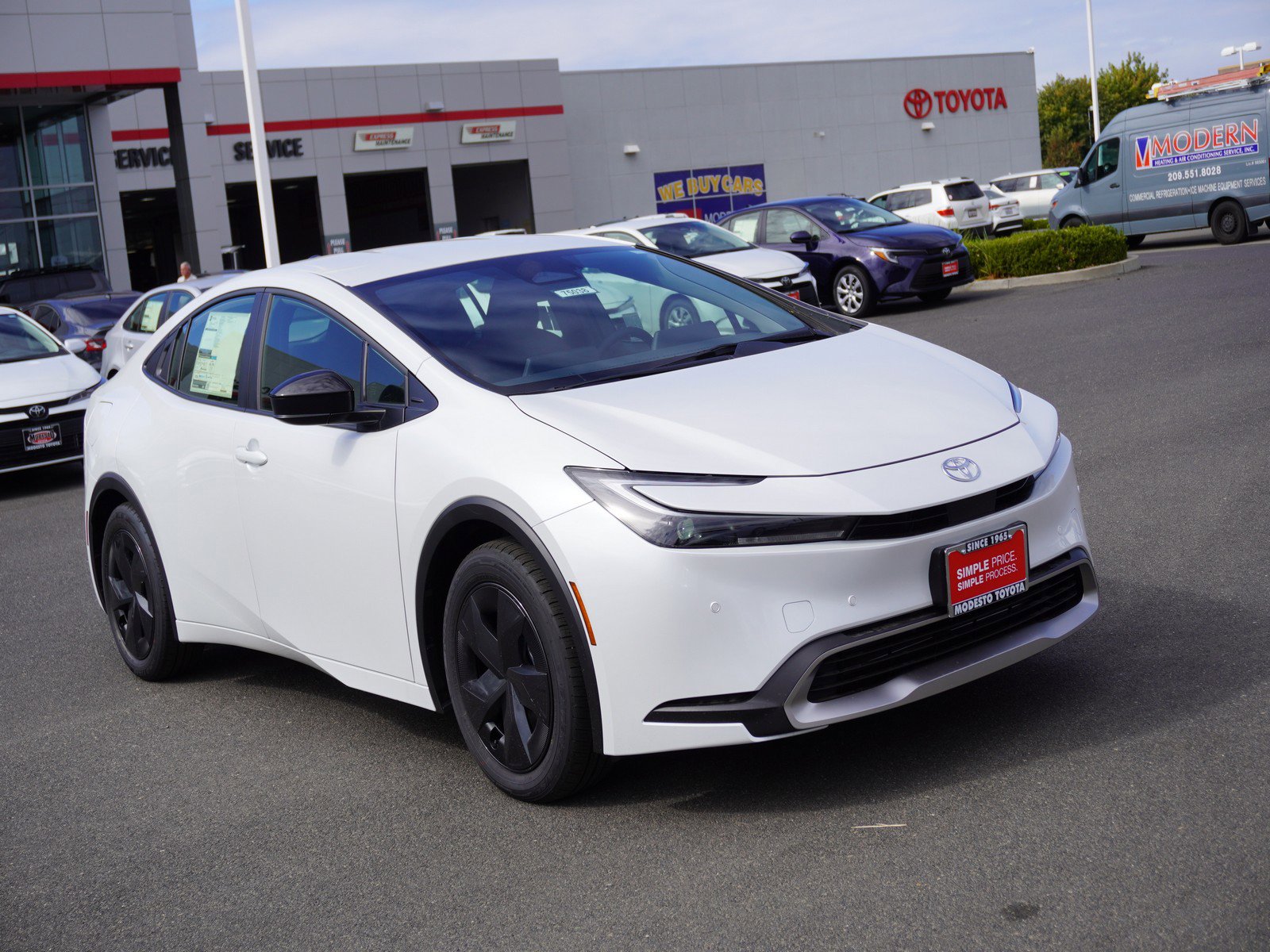 New 2026 Toyota Prius Plug-In Hybrid image 1