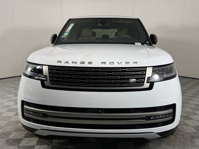 New 2025 Land Rover Range Rover SE image 6