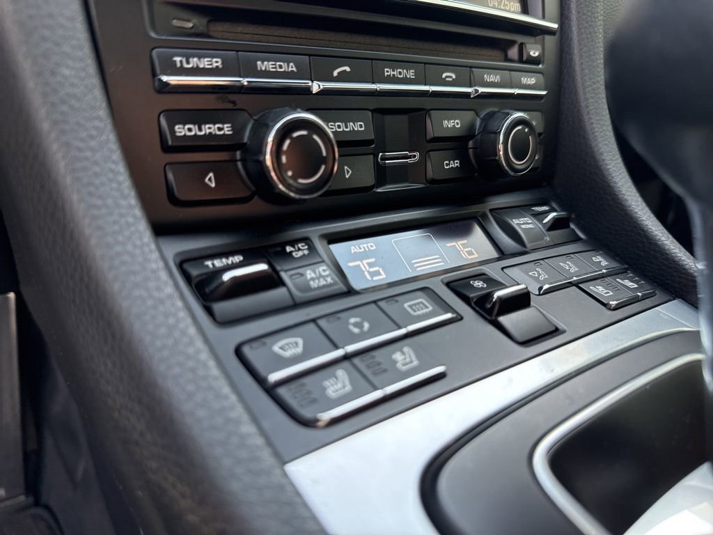 Used 2013 Porsche 911 Carrera image 28