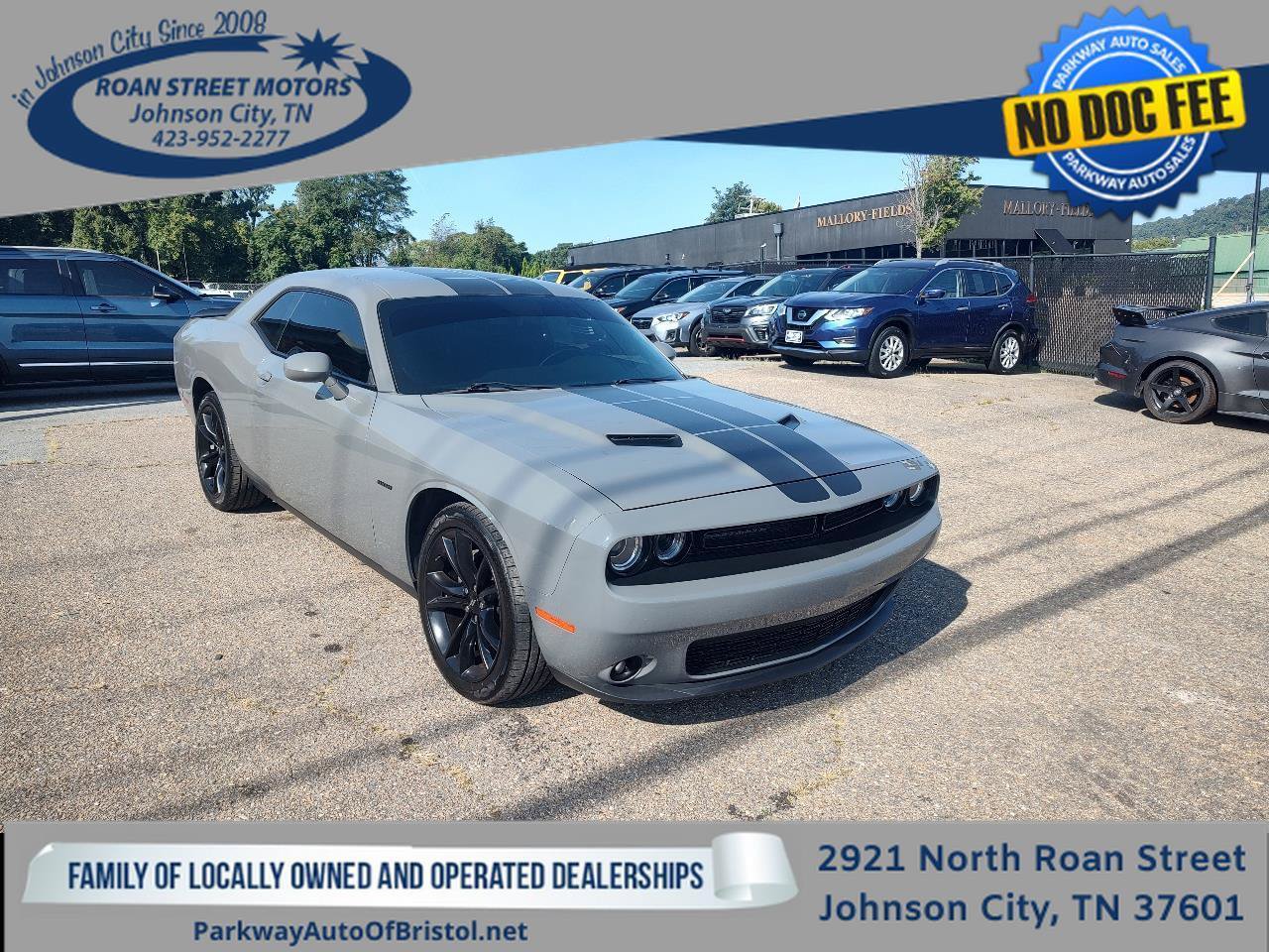Used 2017 Dodge Challenger R/T Plus RWD image 1