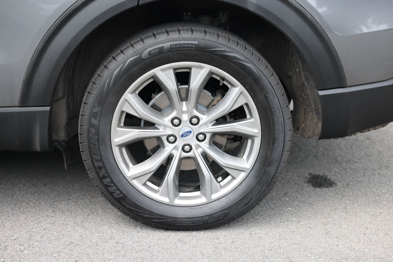 Used 2023 Ford Explorer Limited w/ Limited Technology Package AWD/4WD image 25