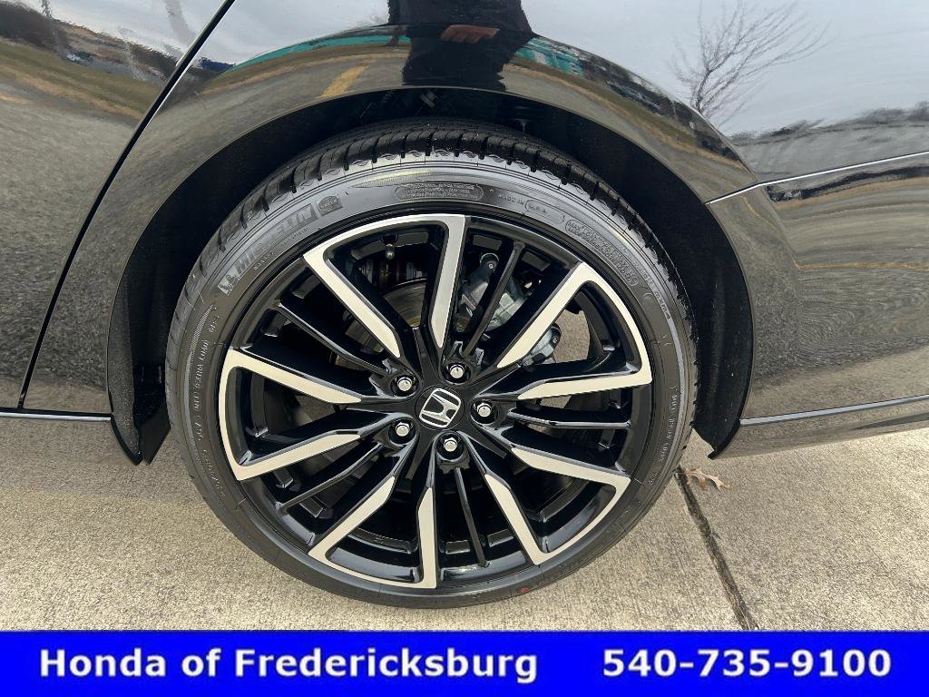 Certified 2025 Honda Accord Touring image 36