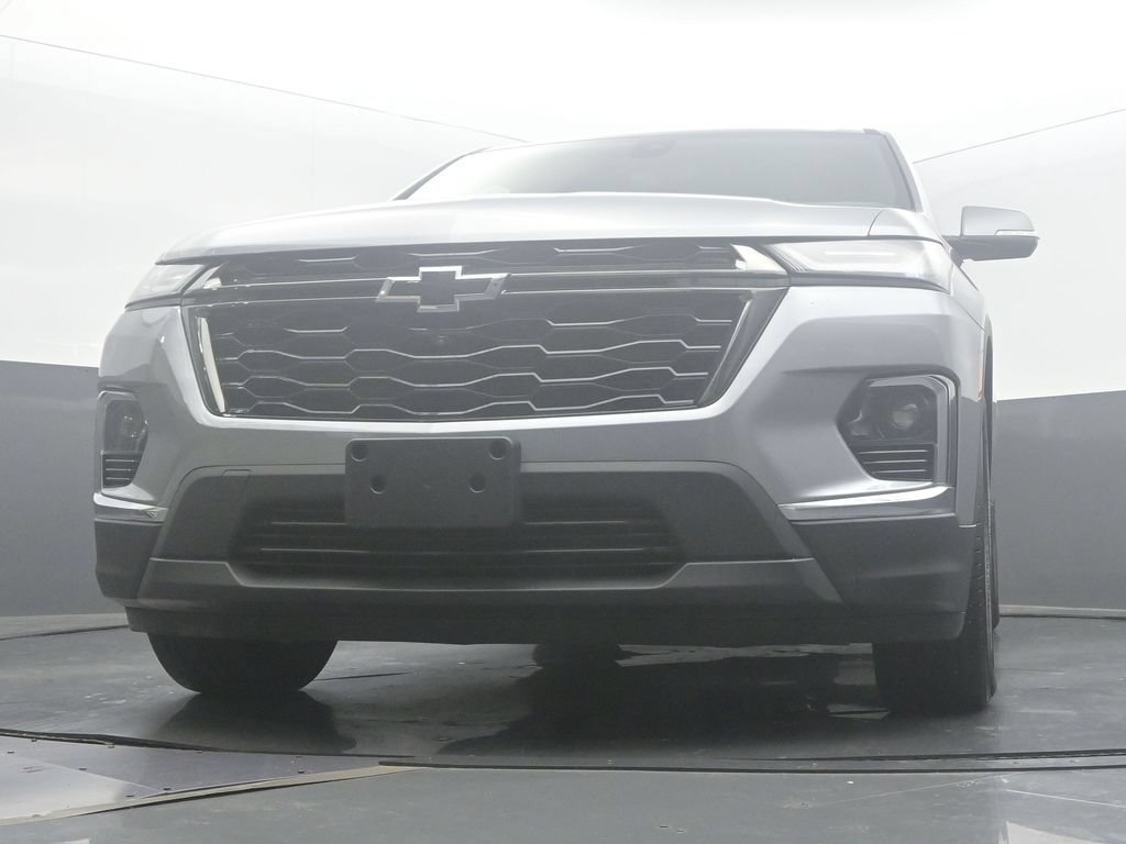 Used 2023 Chevrolet Traverse LT w/ Rear Camera Mirror Package AWD/4WD image 46