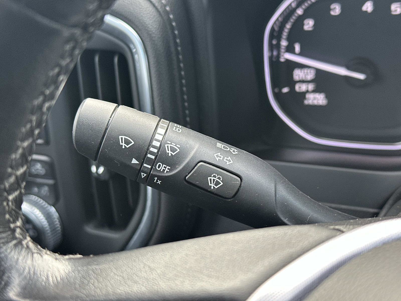 Used 2020 GMC Sierra 1500 Elevation w/ Elevation Value Package image 24