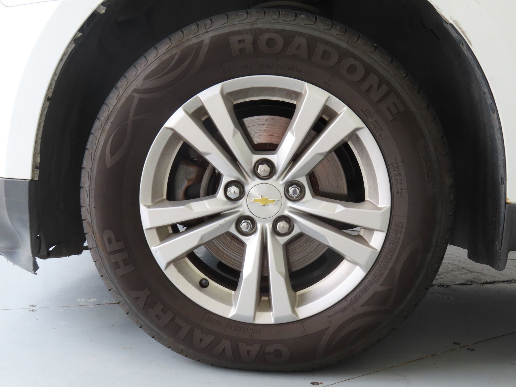 Used 2013 Chevrolet Equinox LS AWD/4WD image 25