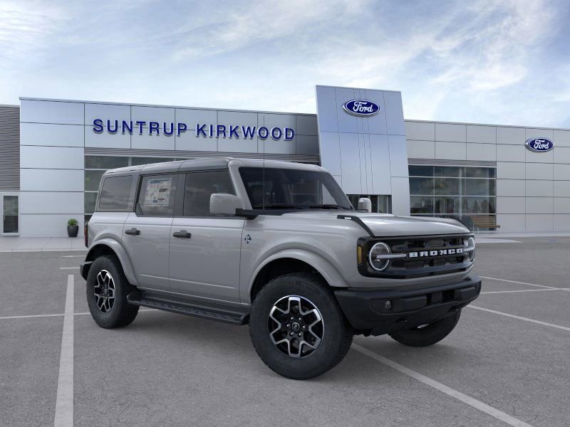 New 2026 Ford Bronco Outer Banks image 9