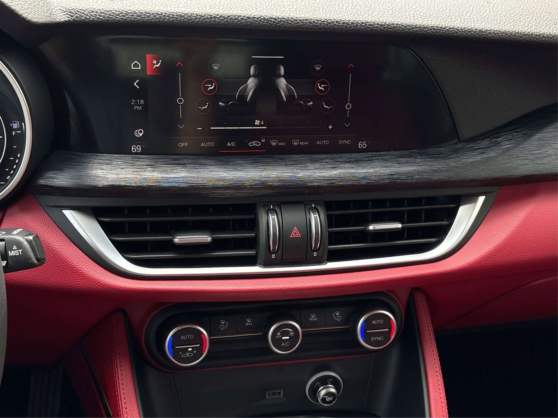 Used 2020 Alfa Romeo Stelvio RWD image 26