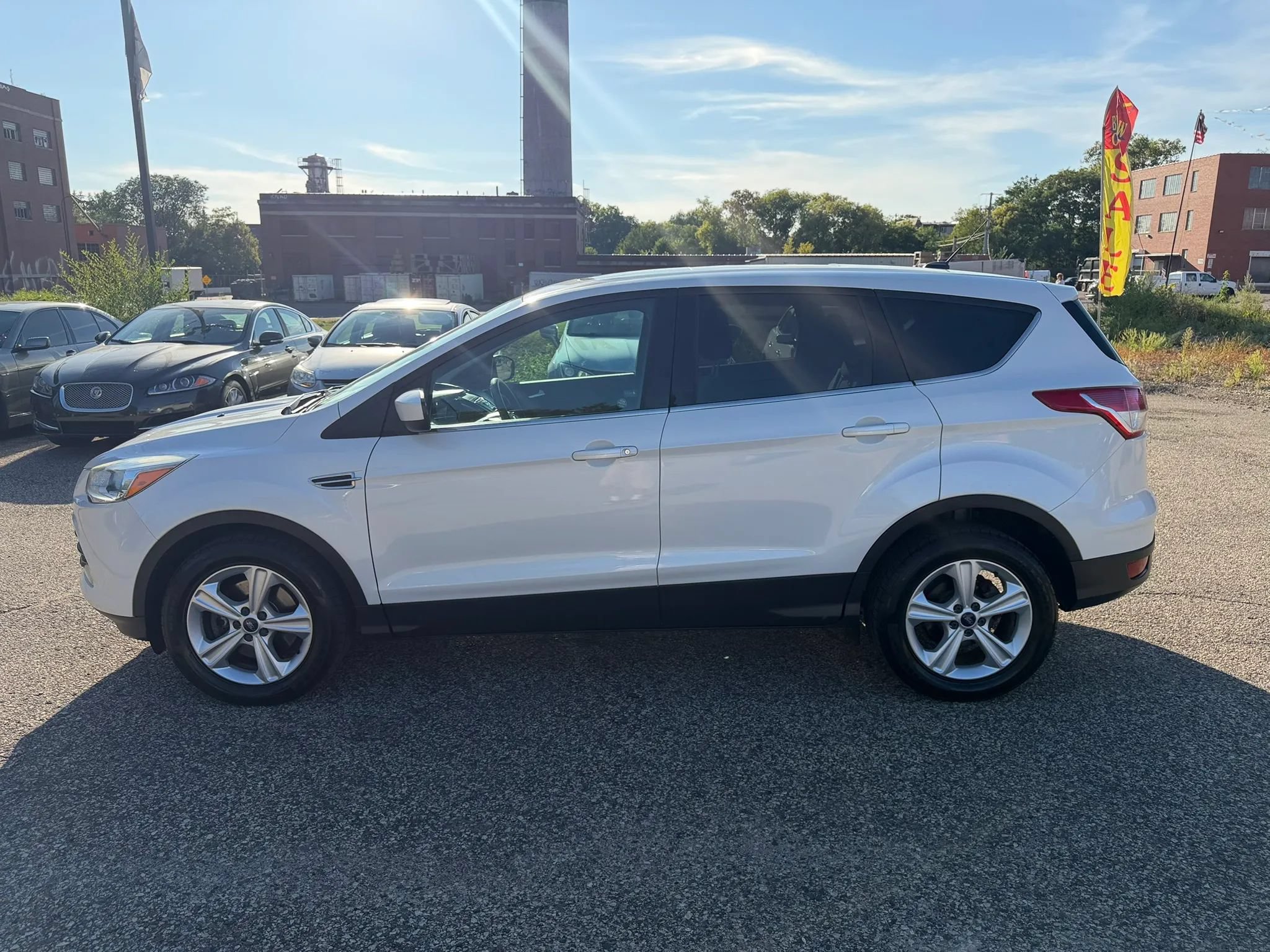Used 2015 Ford Escape SE AWD/4WD image 3